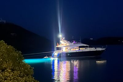 Yacht