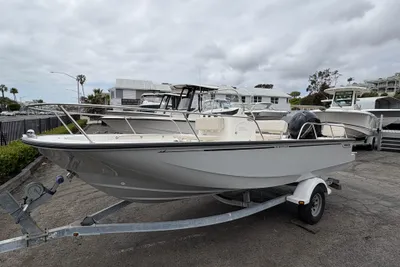 Boston Whaler 190 Montauk