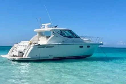 Escape Plan Yacht Photos Pics 