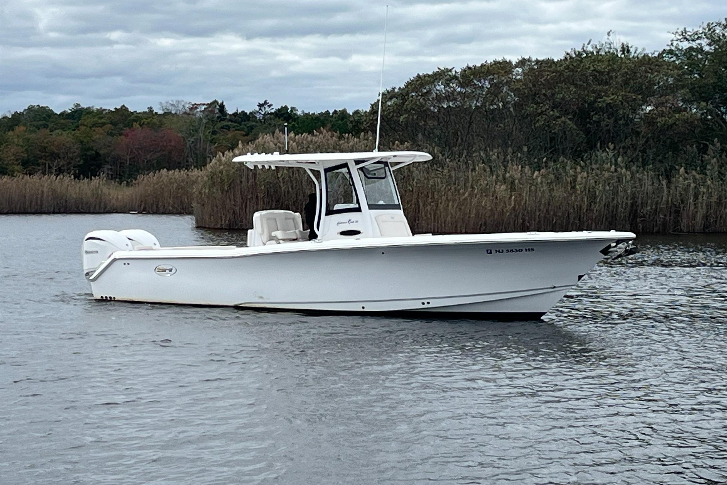 Sea Hunt Gamefish 30 Forward Seating