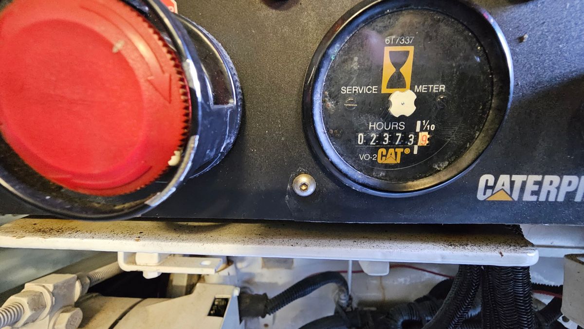 2000 Ocean Yachts 70 