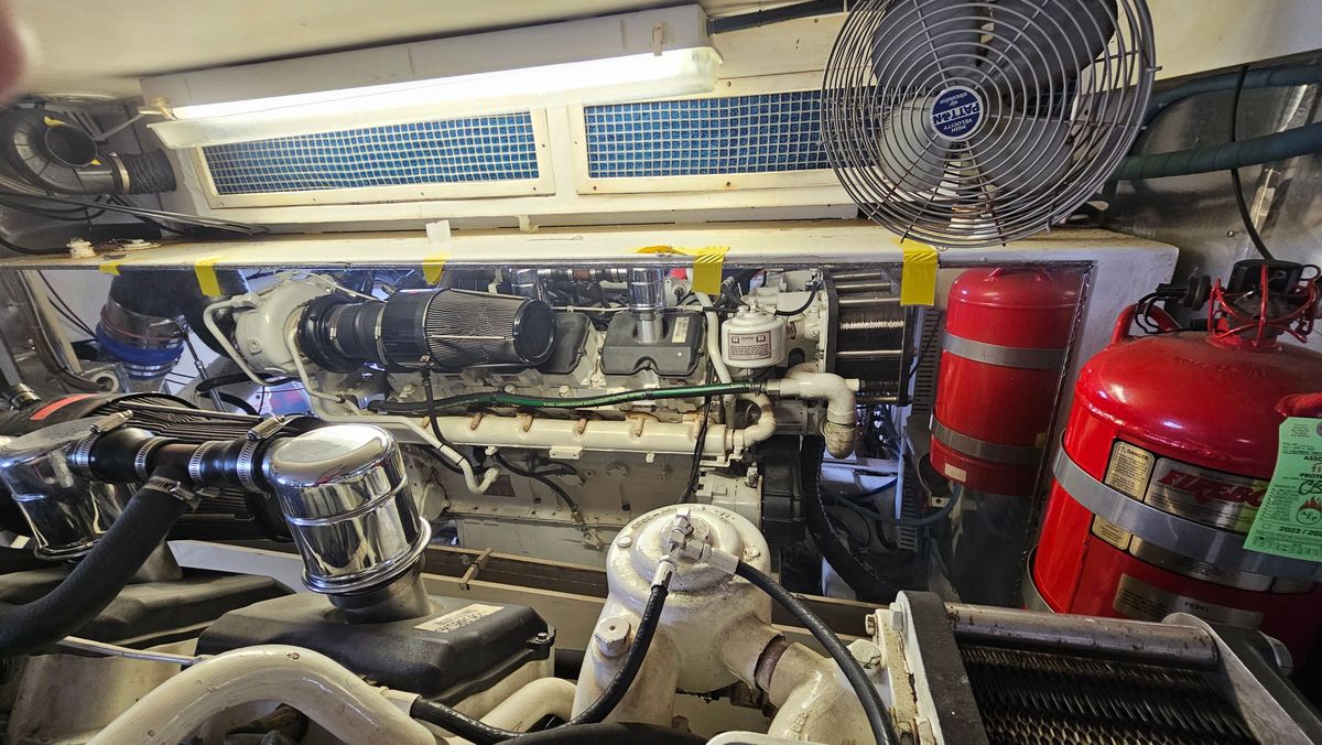 2000 Ocean Yachts 70 