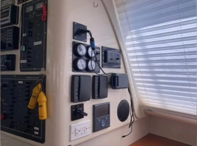 Sweet Escape Yacht Photos Pics 