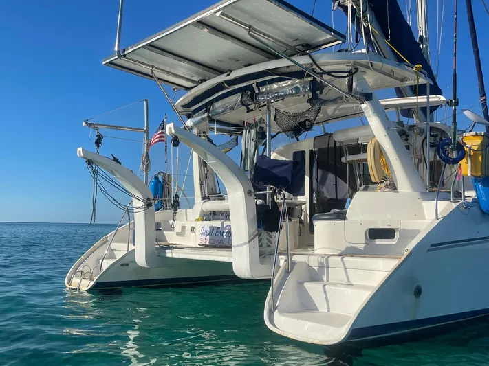 Sweet Escape Yacht Photos Pics 