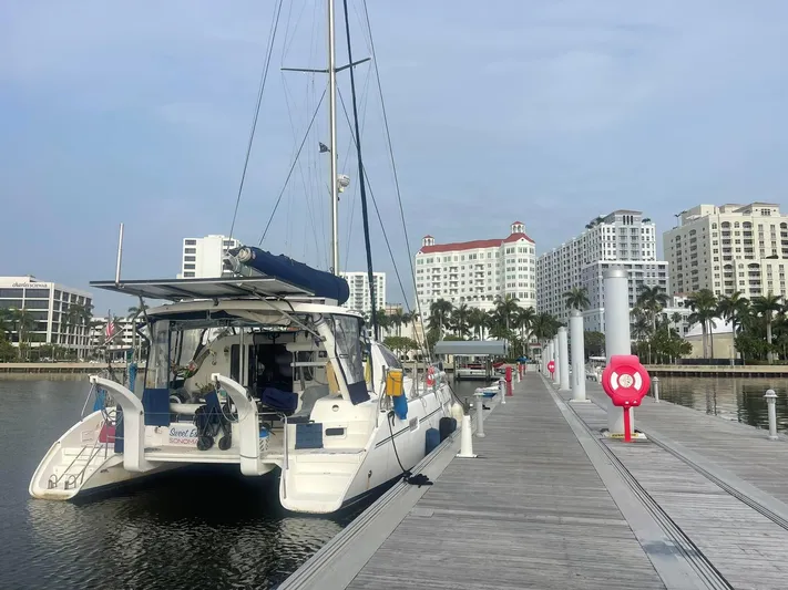 Sweet Escape Yacht Photos Pics 