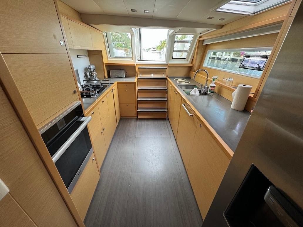 2015 Lagoon 63 