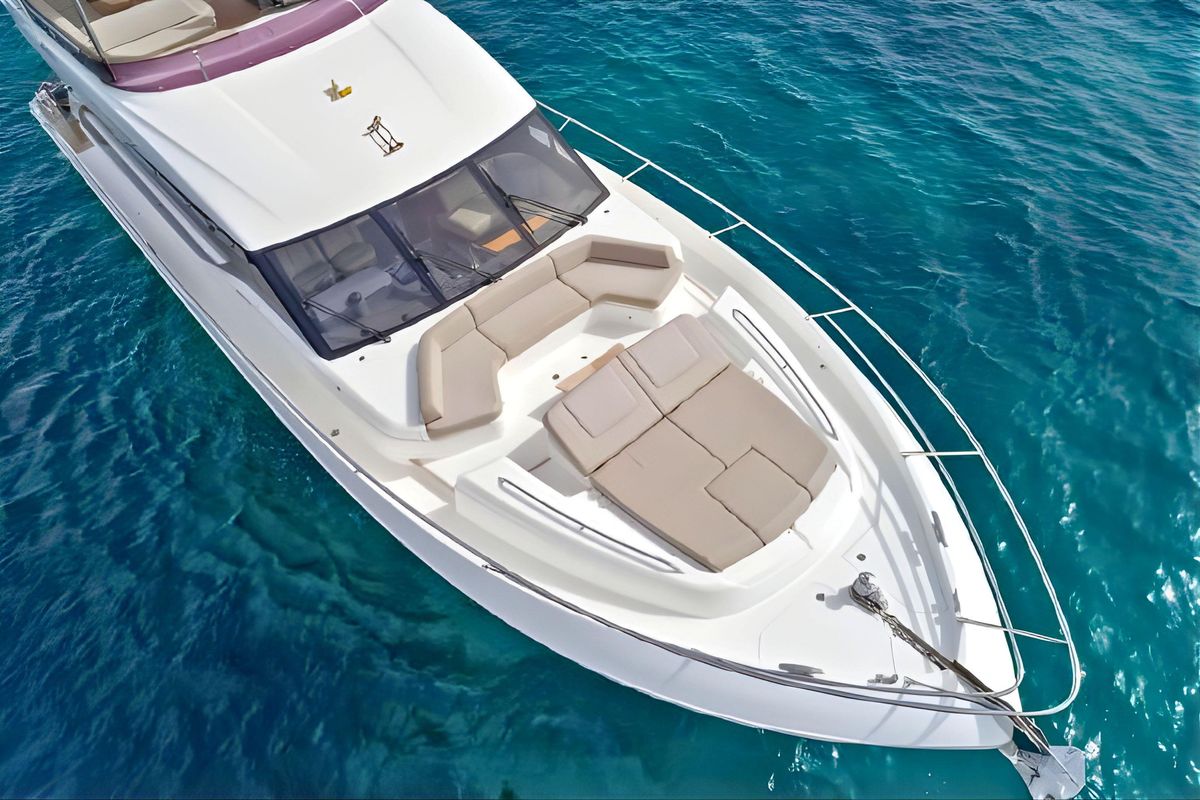 2019 Princess 69 
