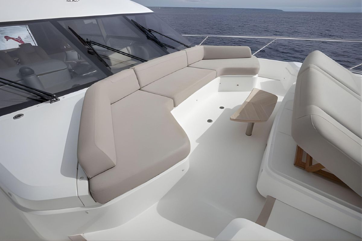 2019 Princess 69 