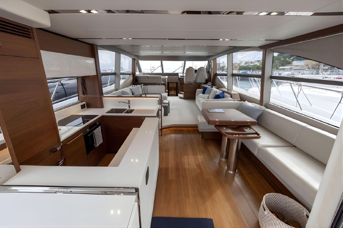 2019 Princess 69 