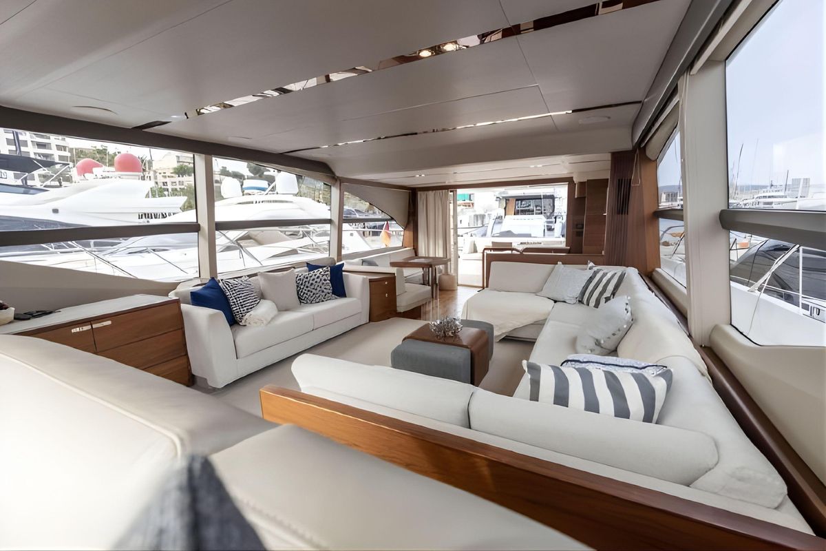 2019 Princess 69 