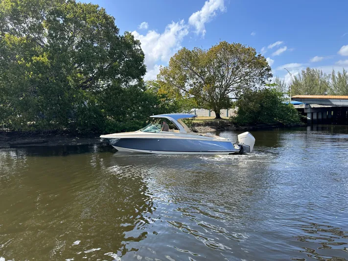 Chris-craft Yacht Photos Pics 
