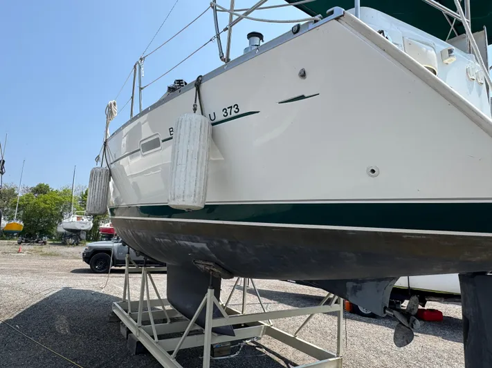 Moonbeam Yacht Photos Pics 