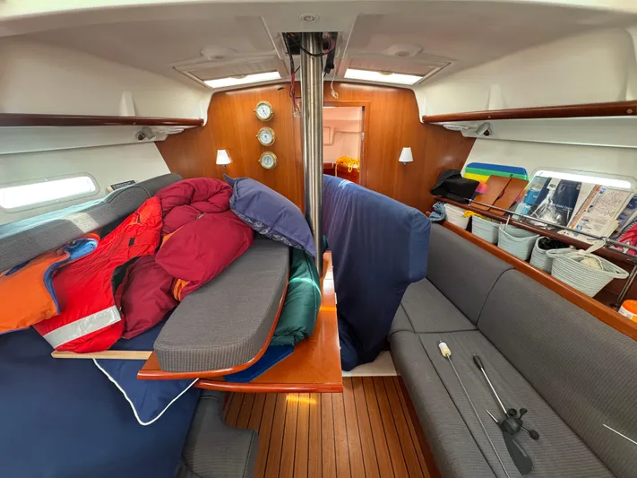 Moonbeam Yacht Photos Pics 