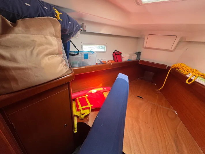 Moonbeam Yacht Photos Pics 