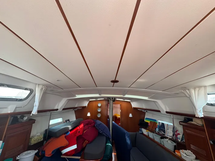 Moonbeam Yacht Photos Pics 