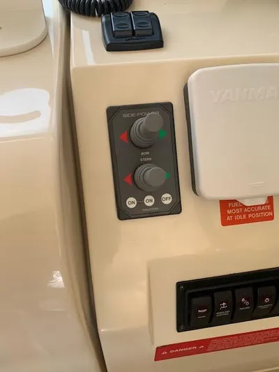 Double Trouble Yacht Photos Pics 