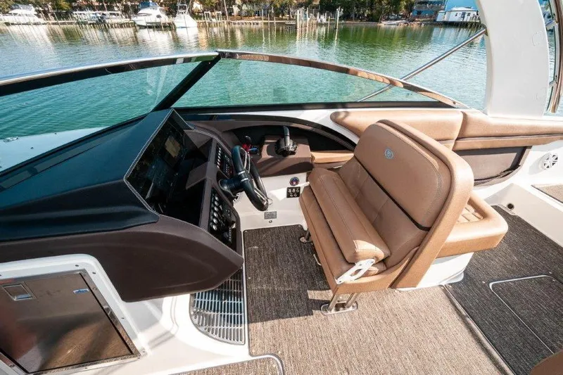 Ko Olina Yacht Photos Pics 2022 Cobalt 30SC- Ko Olina