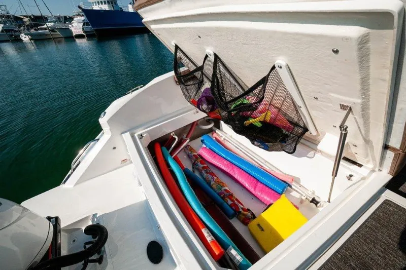 Ko Olina Yacht Photos Pics 2022 Cobalt 30SC- Ko Olina