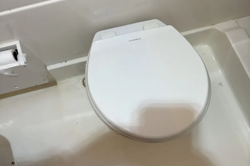  Yacht Photos Pics Toilet in Boston Whaler 330R boat, model 2024.