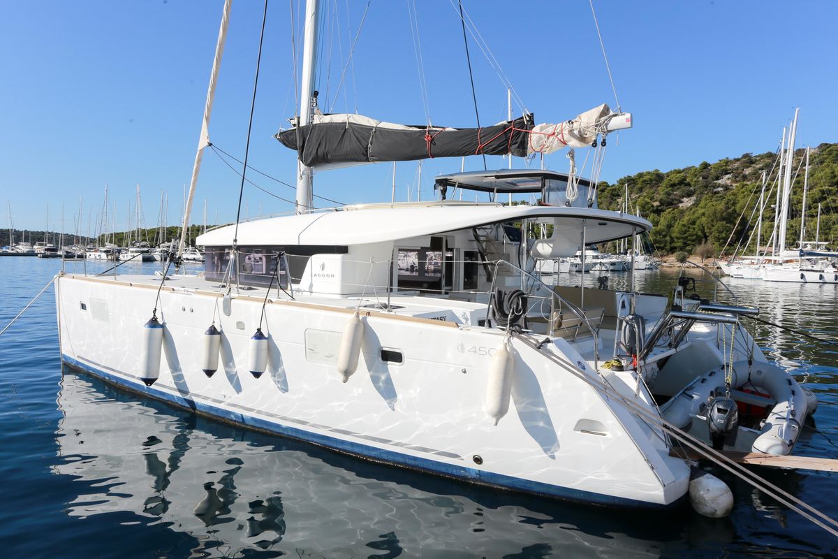 2018 Lagoon 45 