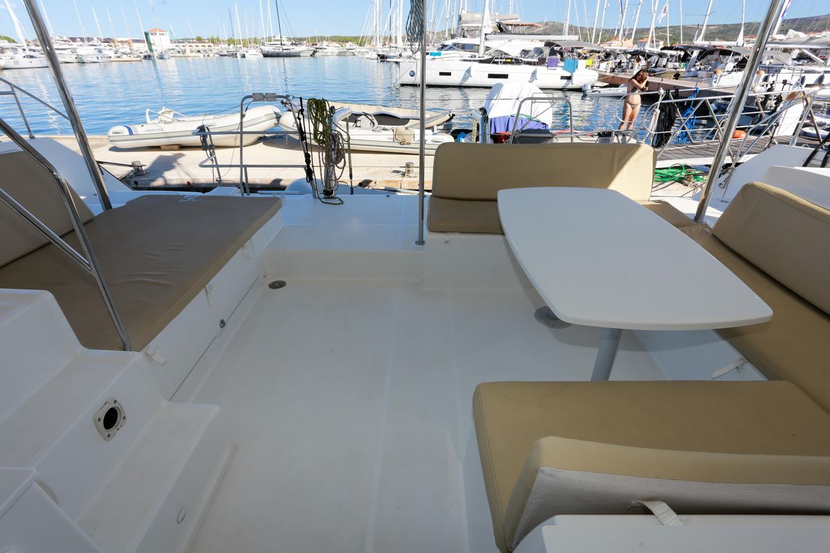 2018 Lagoon 45 