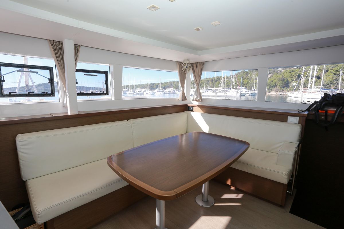 2018 Lagoon 45 