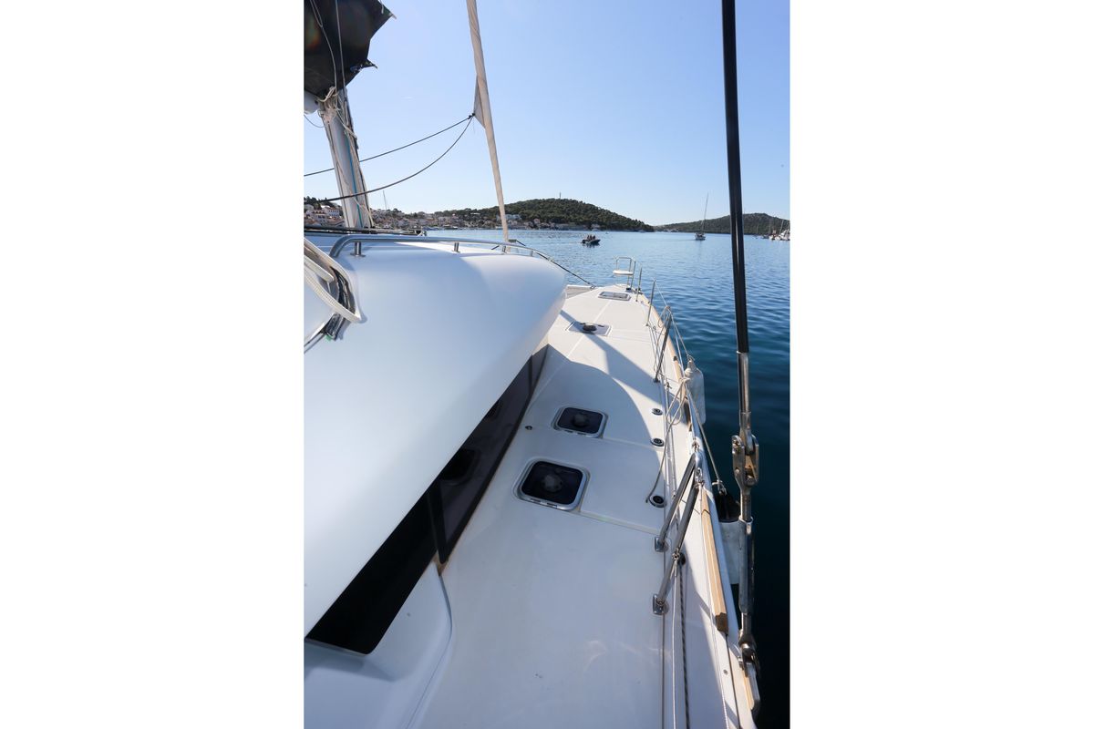 2018 Lagoon 45 