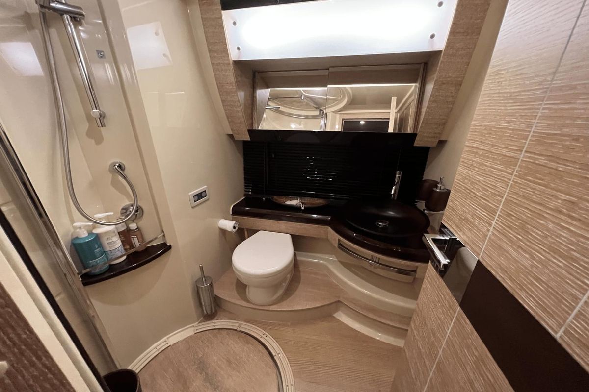 2012 Azimut 58 