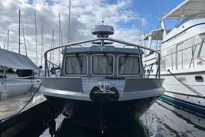 KingFisher 3025 Destination