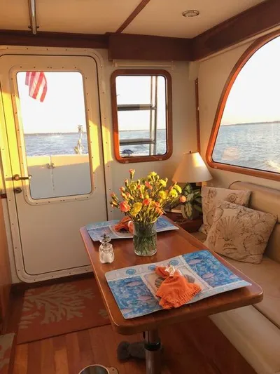 Boundless Yacht Photos Pics 