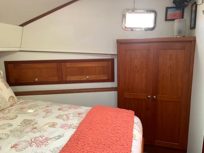 Boundless Yacht Photos Pics 