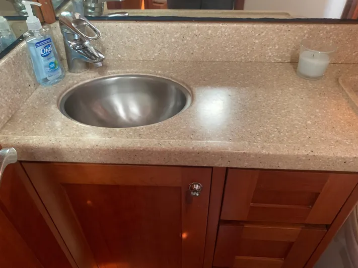 Boundless Yacht Photos Pics 