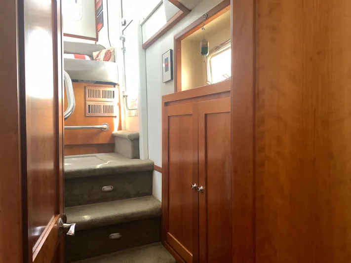 Boundless Yacht Photos Pics 