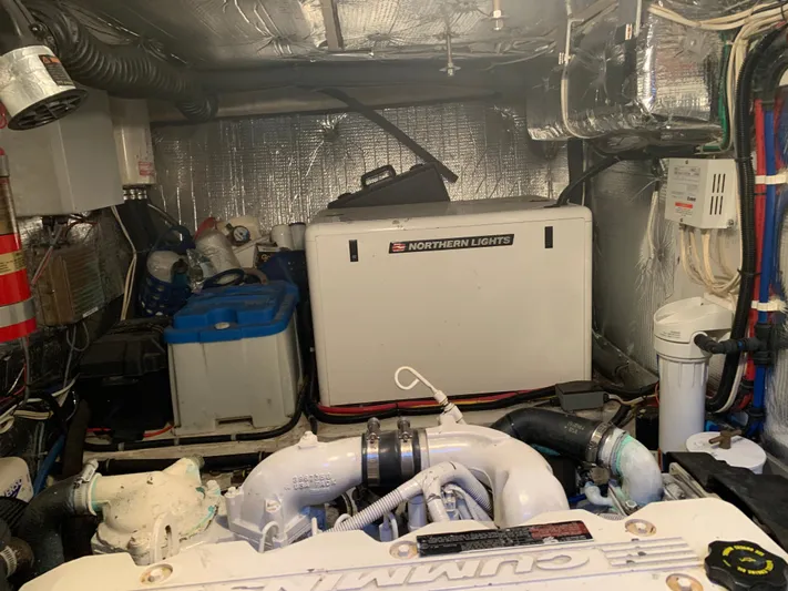 Boundless Yacht Photos Pics 