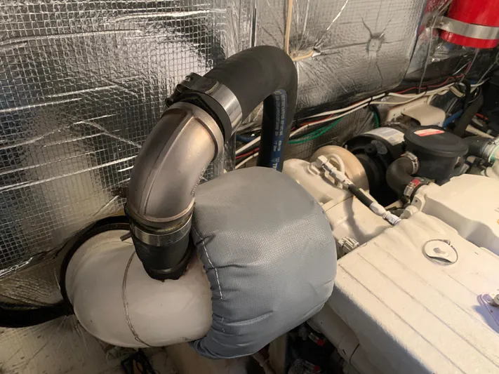 Boundless Yacht Photos Pics 