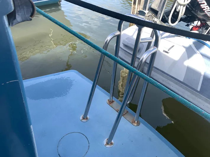 Boundless Yacht Photos Pics 