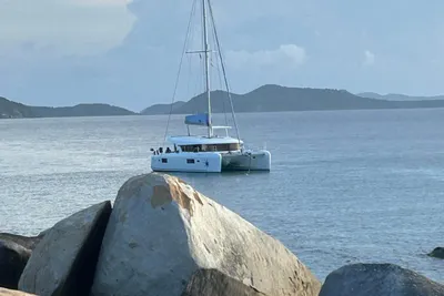 Lagoon 42-2