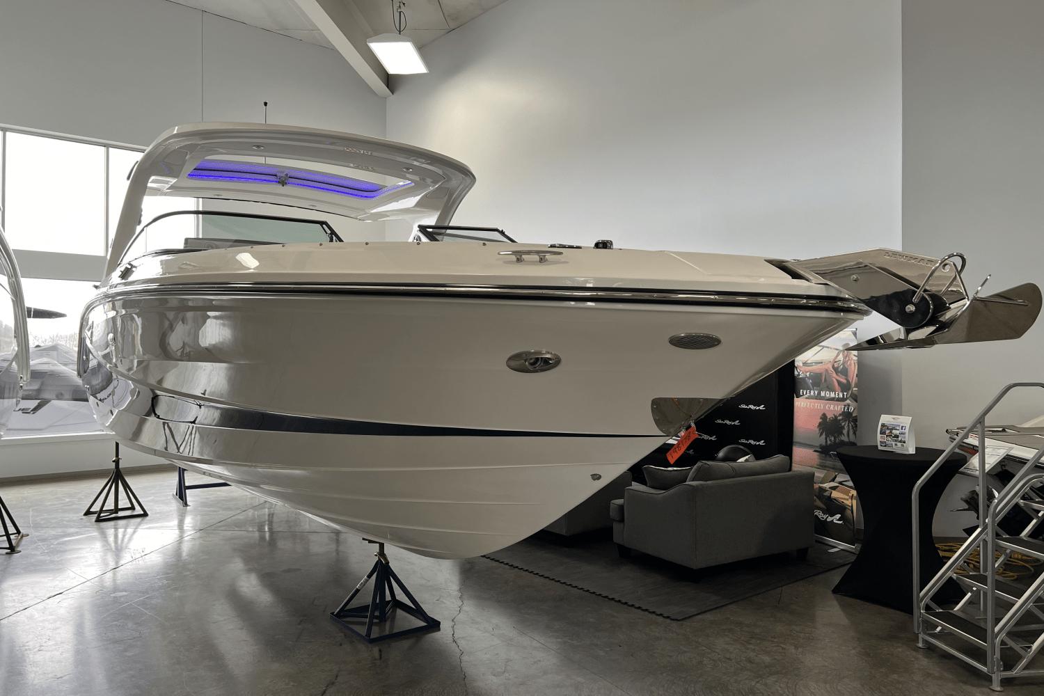 2024 Sea Ray 310 SLX Runabout for sale YachtWorld