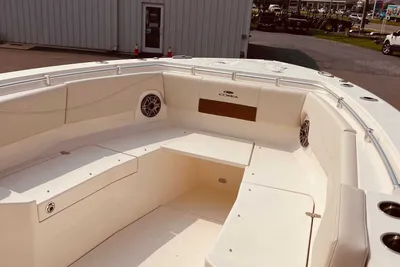 Cobia 320 Center Console