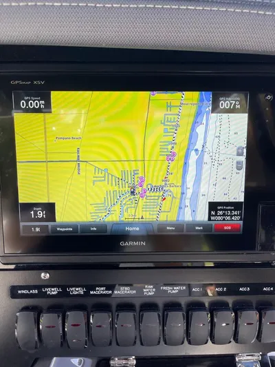  Yacht Photos Pics Garmin GPS display on 2019 Blackfin 272 CC boat dashboard, showing navigation map.