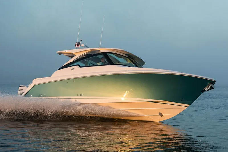  Yacht Photos Pics Manufacturer Provided Image