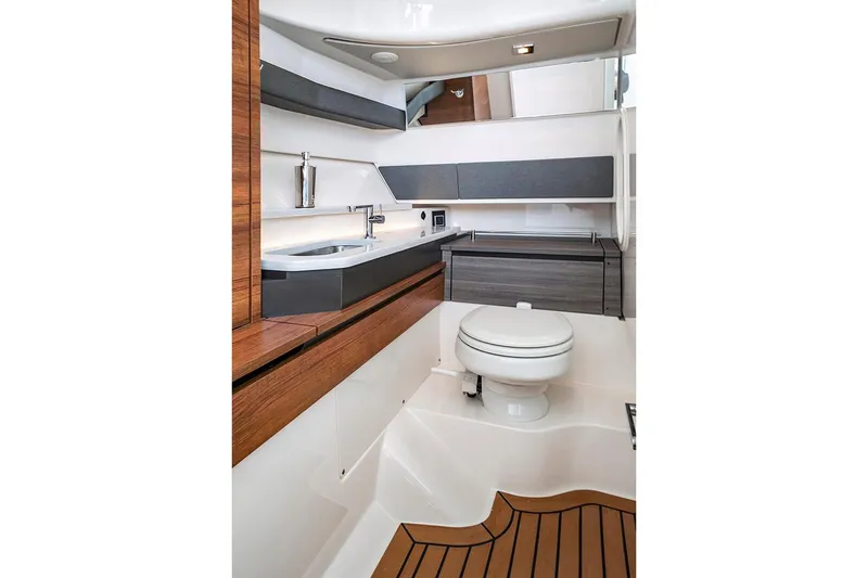  Yacht Photos Pics Manufacturer Provided Image