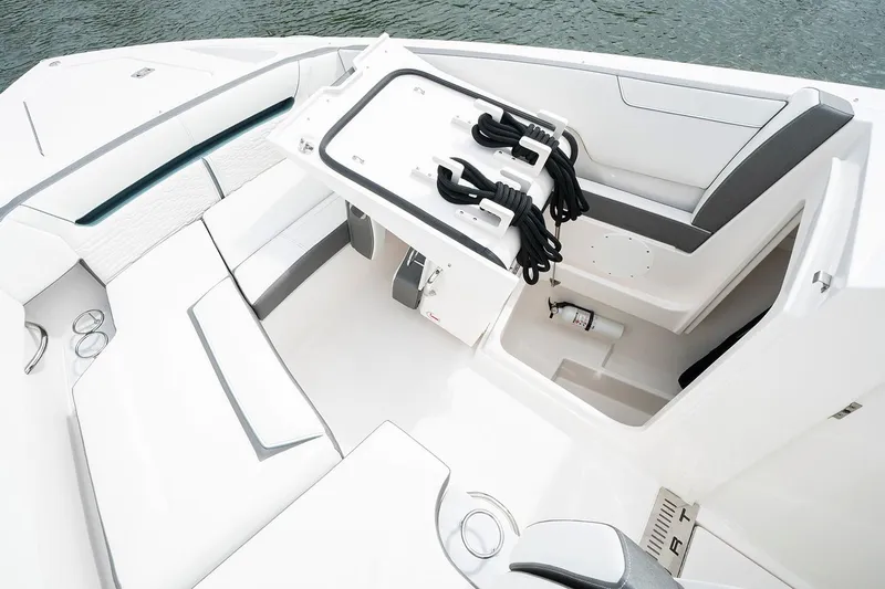  Yacht Photos Pics Manufacturer Provided Image