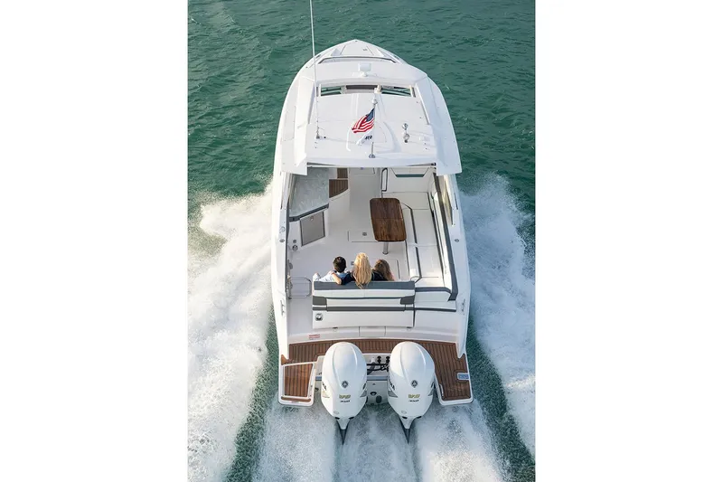  Yacht Photos Pics Manufacturer Provided Image