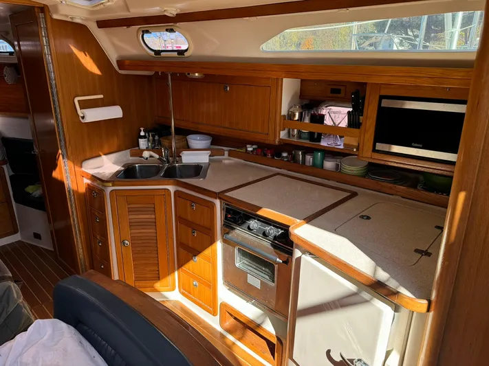 J Renee Yacht Photos Pics 