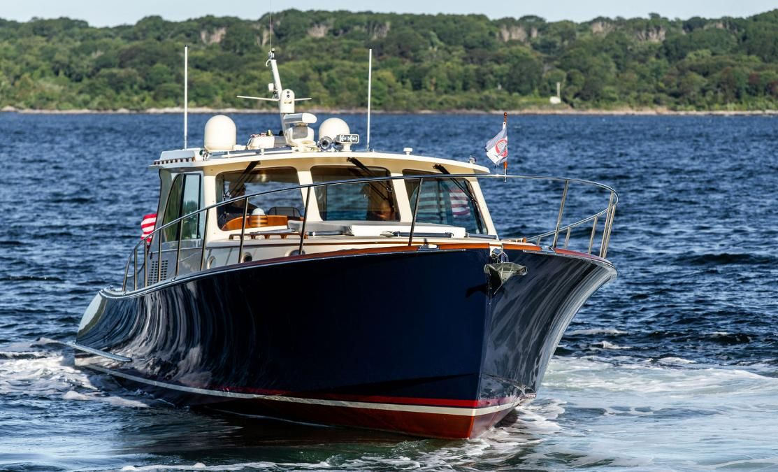 2013 Hinckley 48 