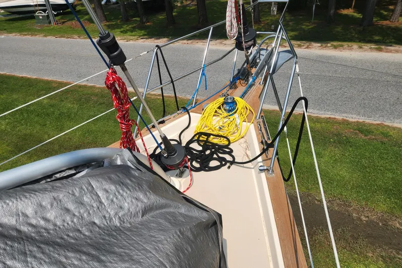 Ramble On Yacht Photos Pics Deck of 2000 Island Packet 380 sailboat with ropes and equipment.