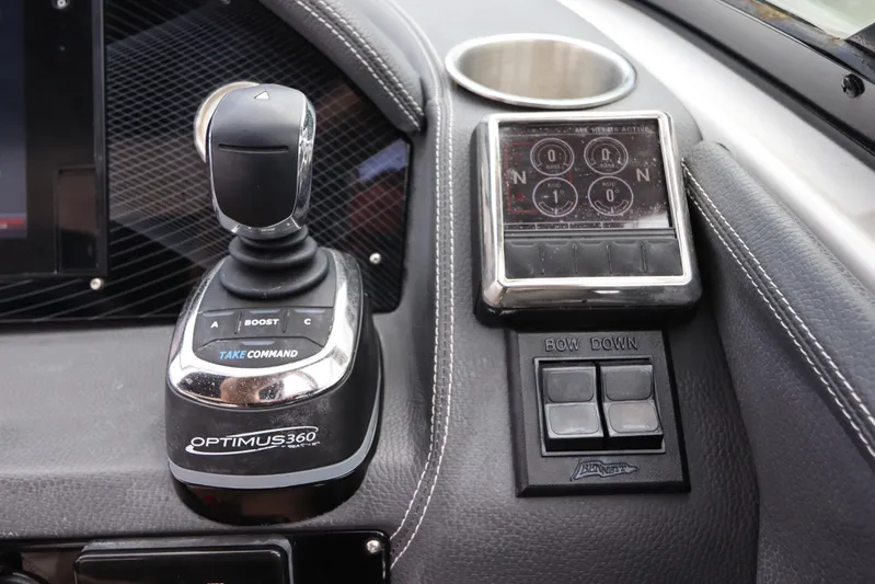  Yacht Photos Pics 2018 Regal 29 OBX boat controls with Optimus 360 joystick and navigation display.