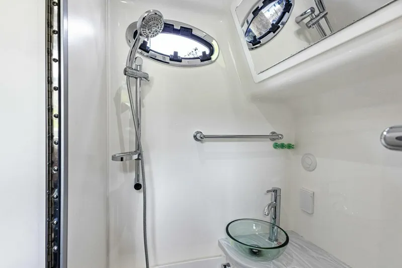 Boss Lady Yacht Photos Pics 