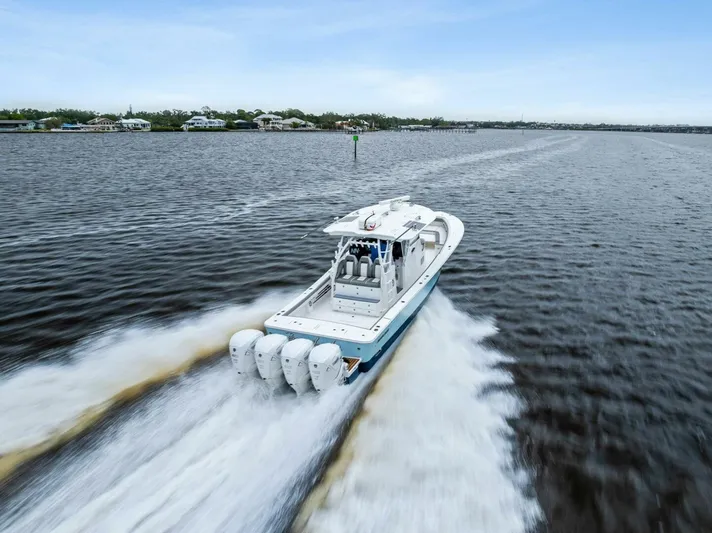 Boss Lady Yacht Photos Pics 